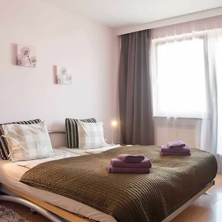Alpz Apartment *